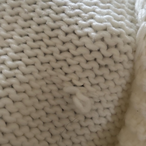 ARULA Cream oversized Cardigan with Tan Floral Details - Picture 5 of 8